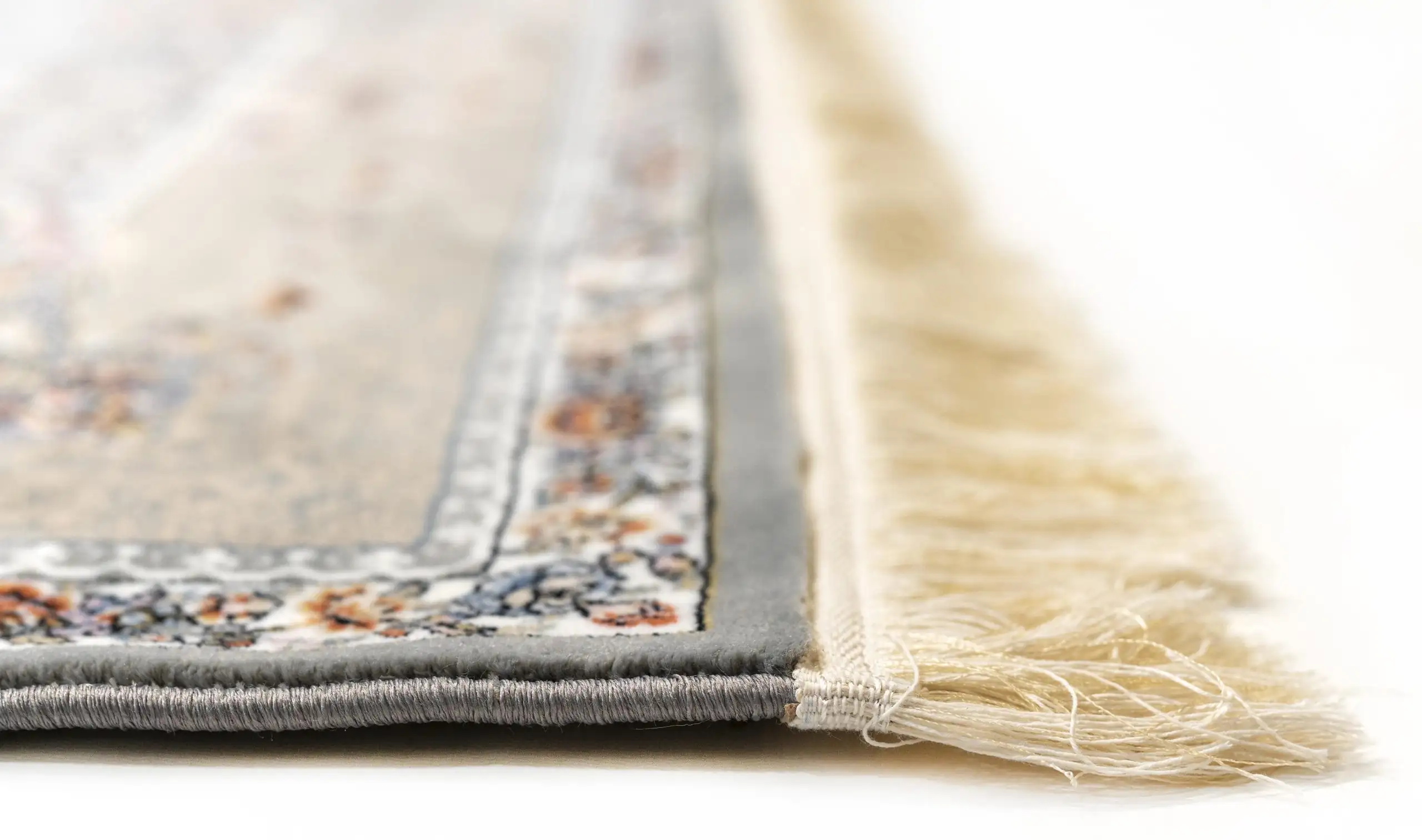 Qaleen Carpets